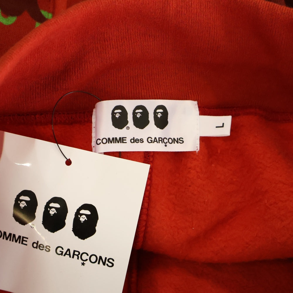 A BATHING APE(アベイシングエイプ) 22AW ×COMME des GARCONS コムデギャルソン カモ総柄 スウェットパンツ レッド 001PTI731901C