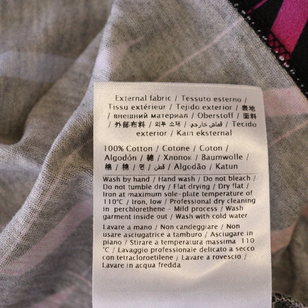 VALENTINO(ヴァレンチノ) マルチカラーロゴプリント 総柄 クルーネック半袖Tシャツ VV3MG08J73T ブラック