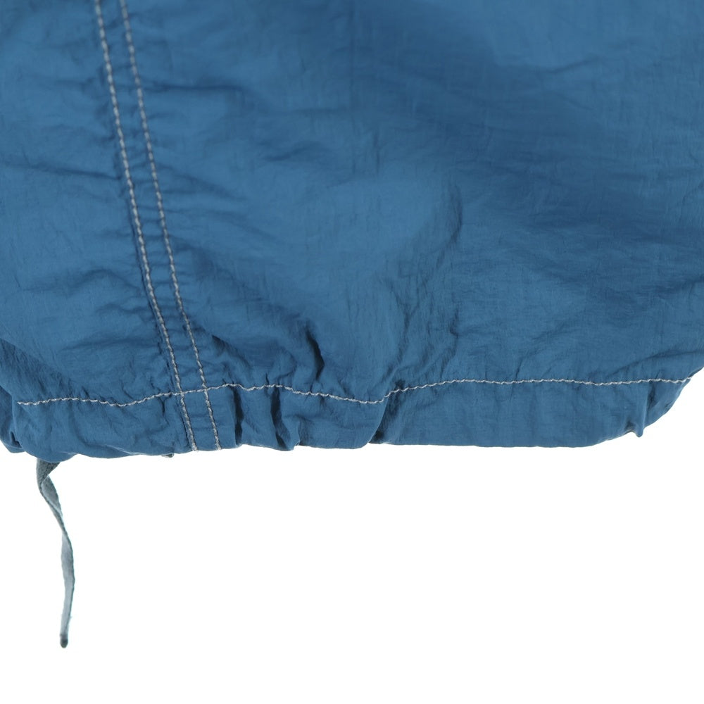 and wander(アンドワンダー) crinkled nylon pants クリンクルナイロンパンツ 574-4282182 ブルー