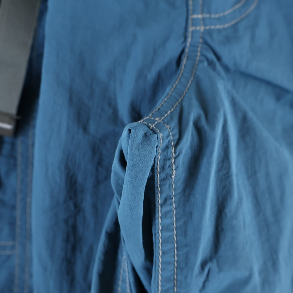 and wander(アンドワンダー) crinkled nylon pants クリンクルナイロンパンツ 574-4282182 ブルー