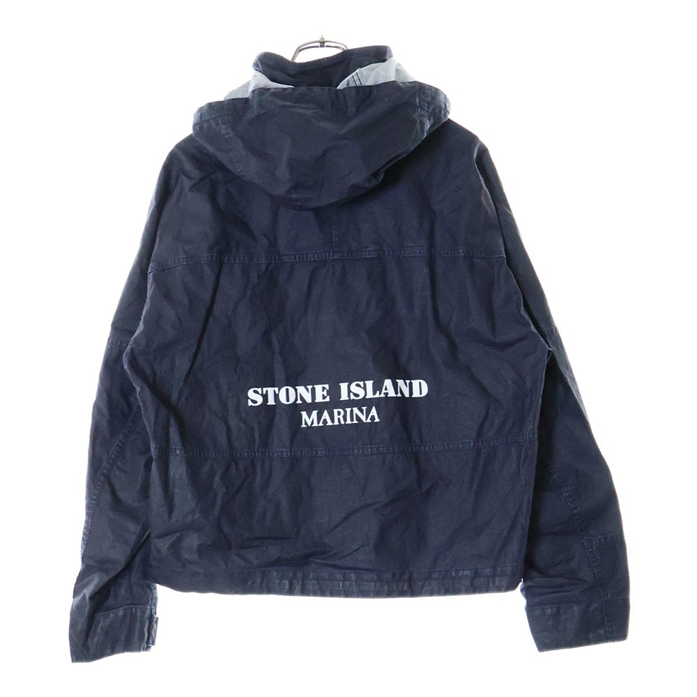 STONE ISLAND(ストーンアイランド) Raw Pleated バッグロゴプリント フーデッド ナイロンジャケット 8015418X1 ネイビー