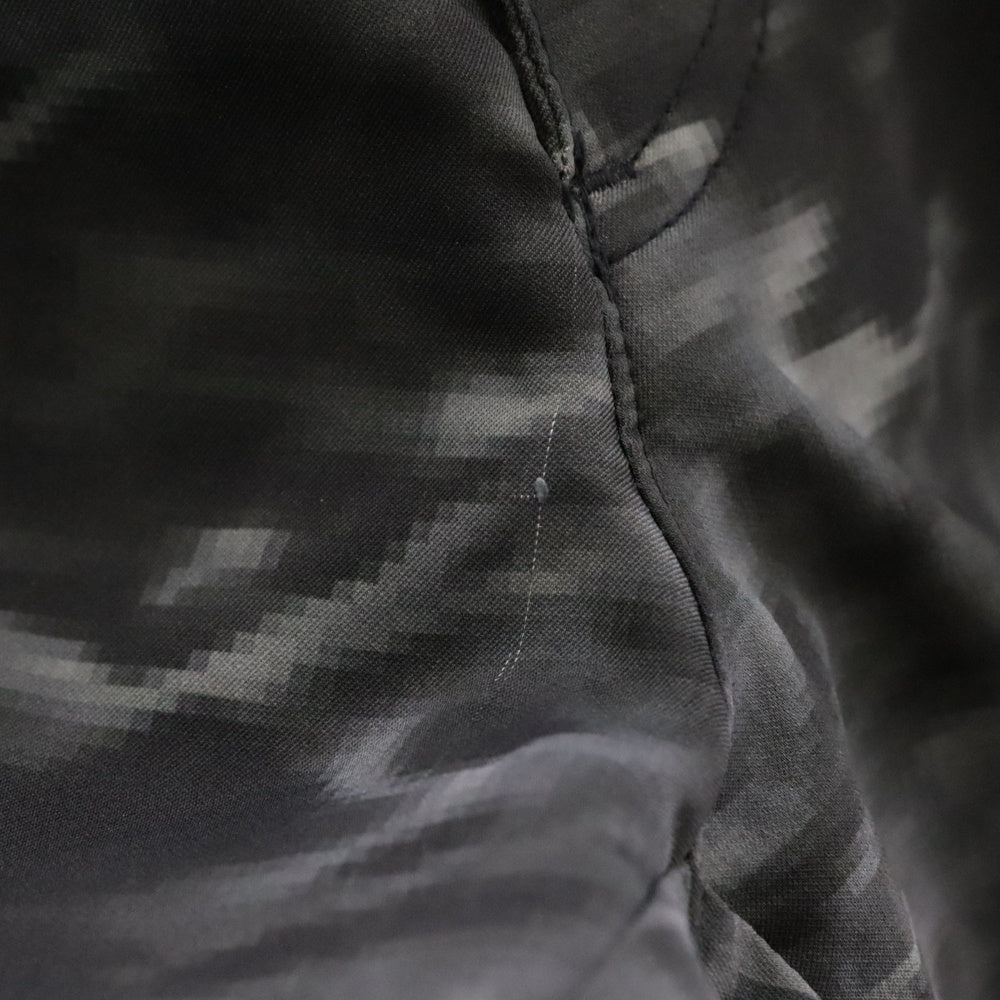 adidas(アディダス) カモフラージュ ナイロンハーフパンツ JD0004 グレー