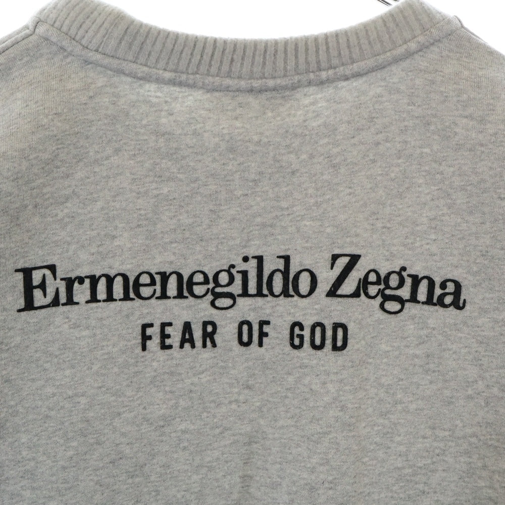 FEAR OF GOD ESSENTIALS(フィアオブゴッド エッセンシャルズ) ×Ermenegildo Zegna エルメネジルドゼニア アップリケロゴ クルーネックスウェットシャツ グレー