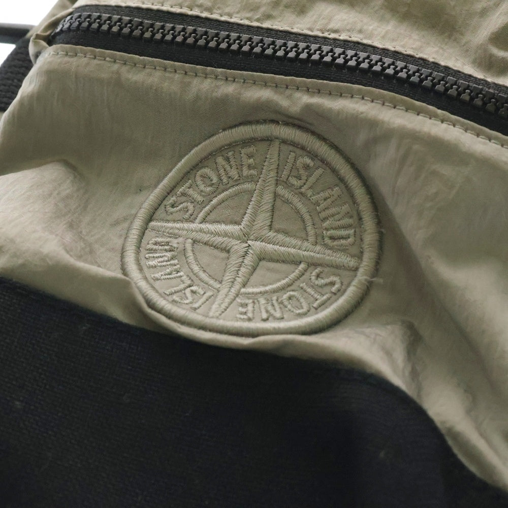 STONE ISLAND(ストーンアイランド) ロゴ刺繍 ナイロンメタル ショルダーバッグ グレー 811590876