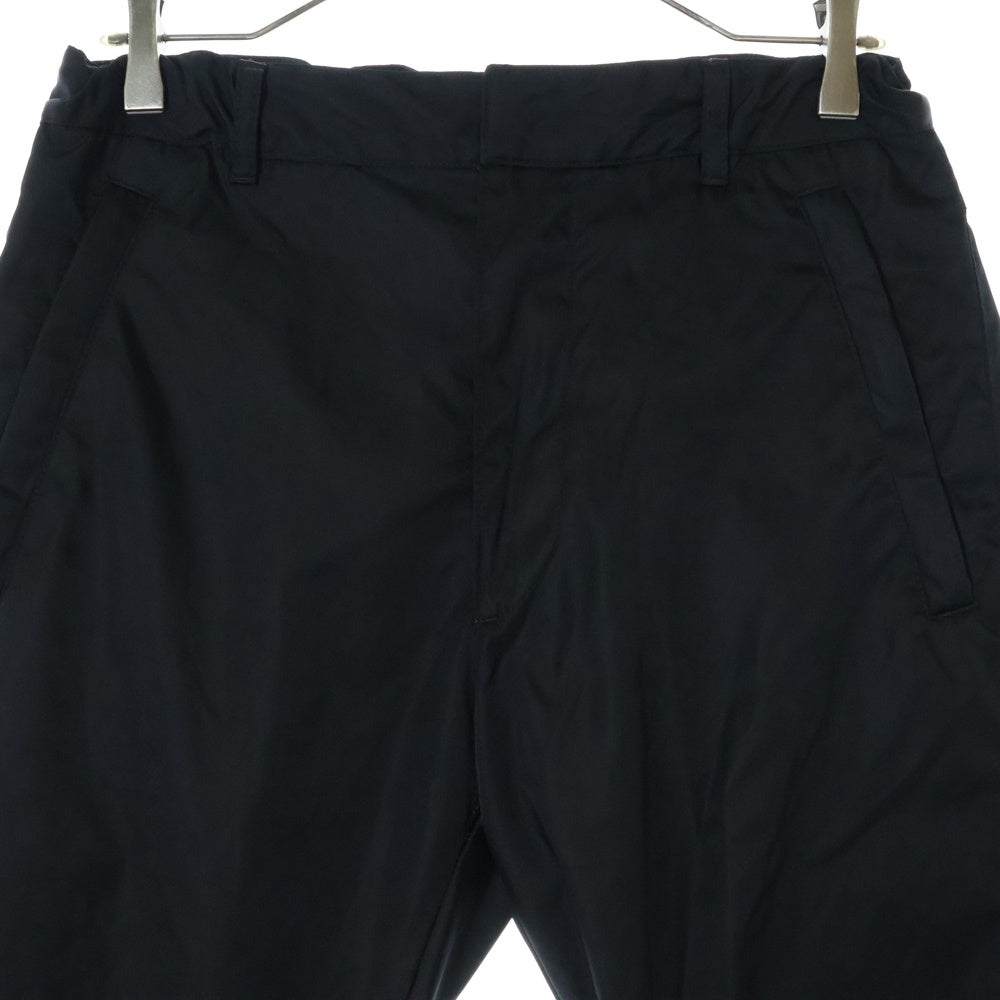 PRADA(プラダ) 三角プレート ナイロンパンツ SPH66 S202 1WQ8 ブラック