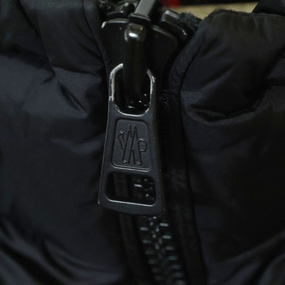 MONCLER(モンクレール) MARQUE マルク ファー付き ダウンジャケット ブラック F20911A51W02 53227