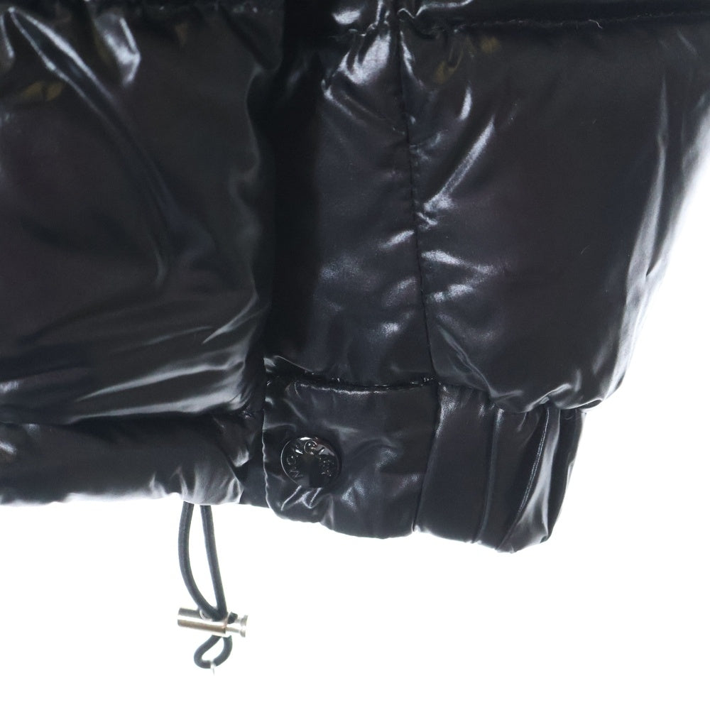 MONCLER(モンクレール) BLIER GIUBBOTTO JACKET ロゴパッチ ダウンジャケット ブラック C20914090505 68950