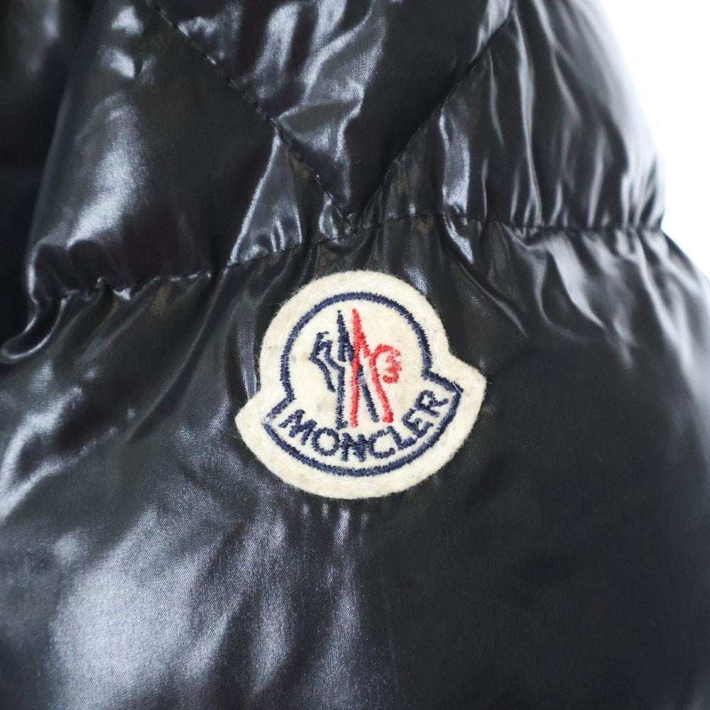 MONCLER(モンクレール) BLIER GIUBBOTTO JACKET ロゴパッチ ダウンジャケット ブラック C20914090505 68950