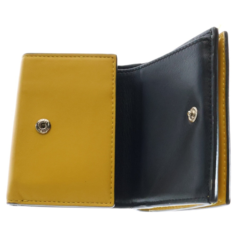 FENDI(フェンディ) ズッカ FFロゴ 総柄 三つ折り財布 レザーウォレット イエロー レディース