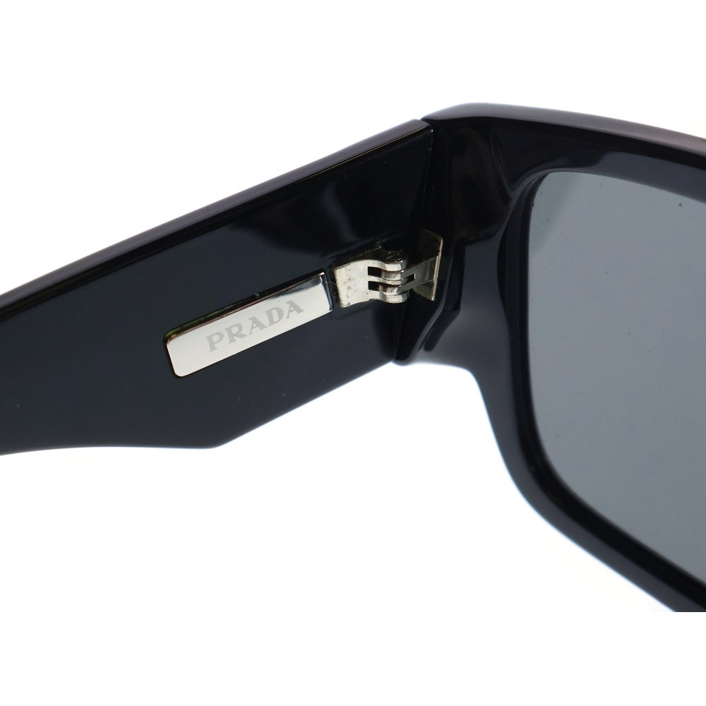 PRADA(プラダ) Triangle logo plate Sunglasses トライアングルロゴ プレート ウェリントン サングラス SPR10Z-F ブラック