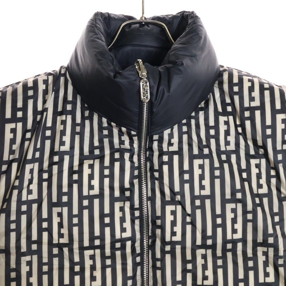 FENDI(フェンディ) 24SS ズッカ リバーシブル中綿ベスト 総柄 ブラック/ブラウン FAA915