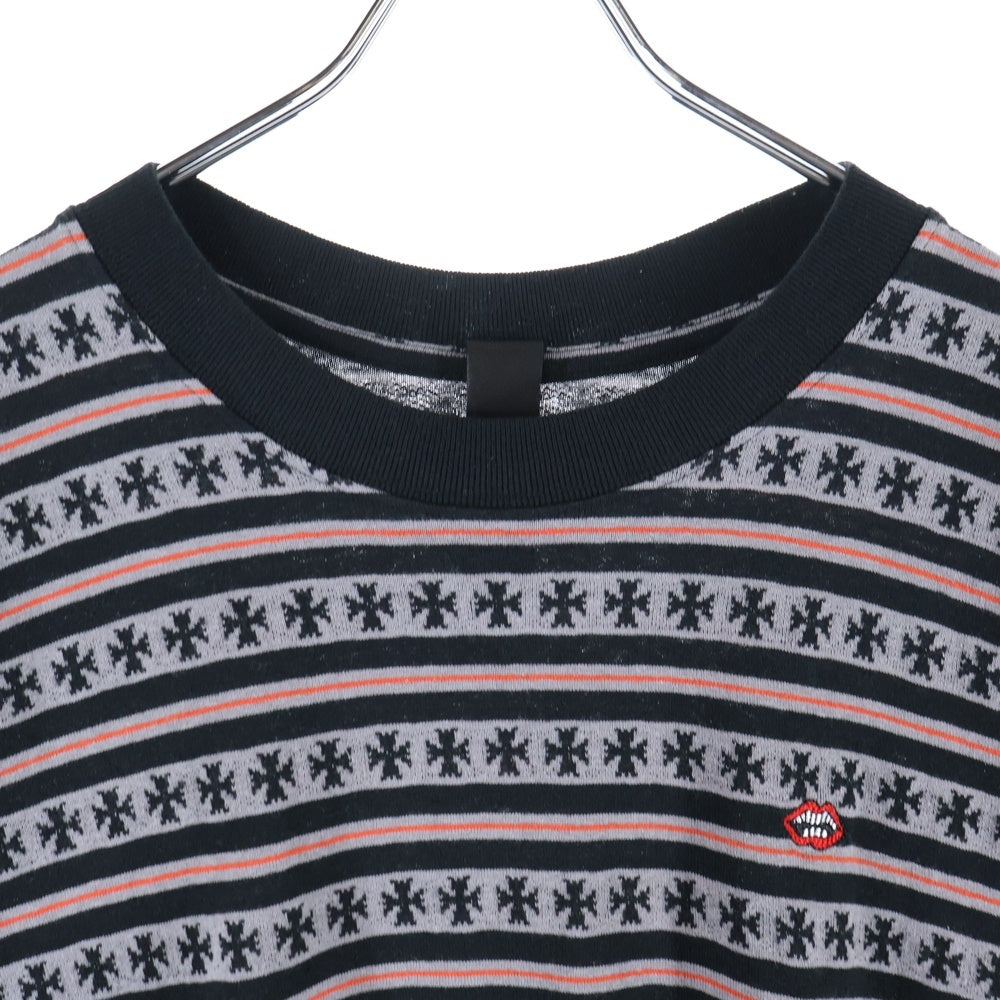 CHROME HEARTS(クロムハーツ) Y Not Stripe Cross Tee クロムハーツ×マッティボーイ ワイノットストライプクロス半袖Tシャツ カットソー ボーダー 総柄 チョンパー 刺繍ロゴ ブラック/グレー