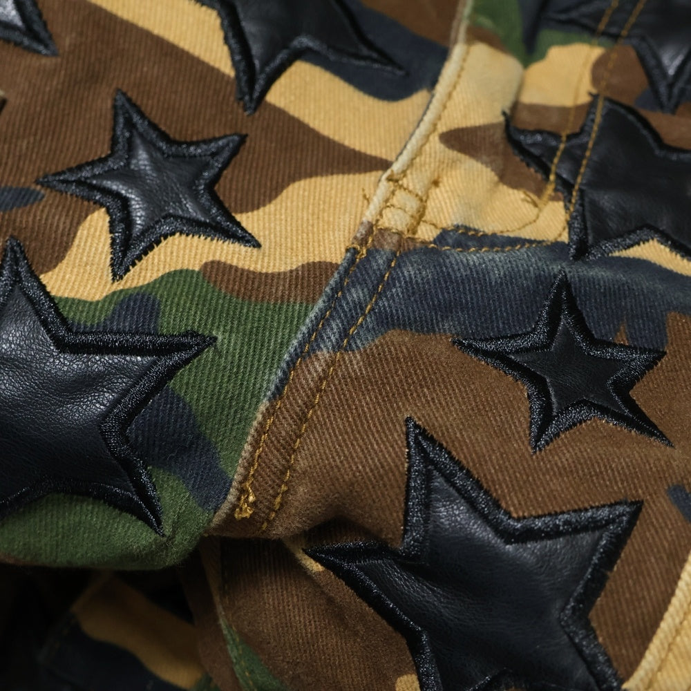 GUAPI(グアピ) CAMO STAR FLARE カモ柄 スターパッチ ウォレットチェーン付き フレアパンツ