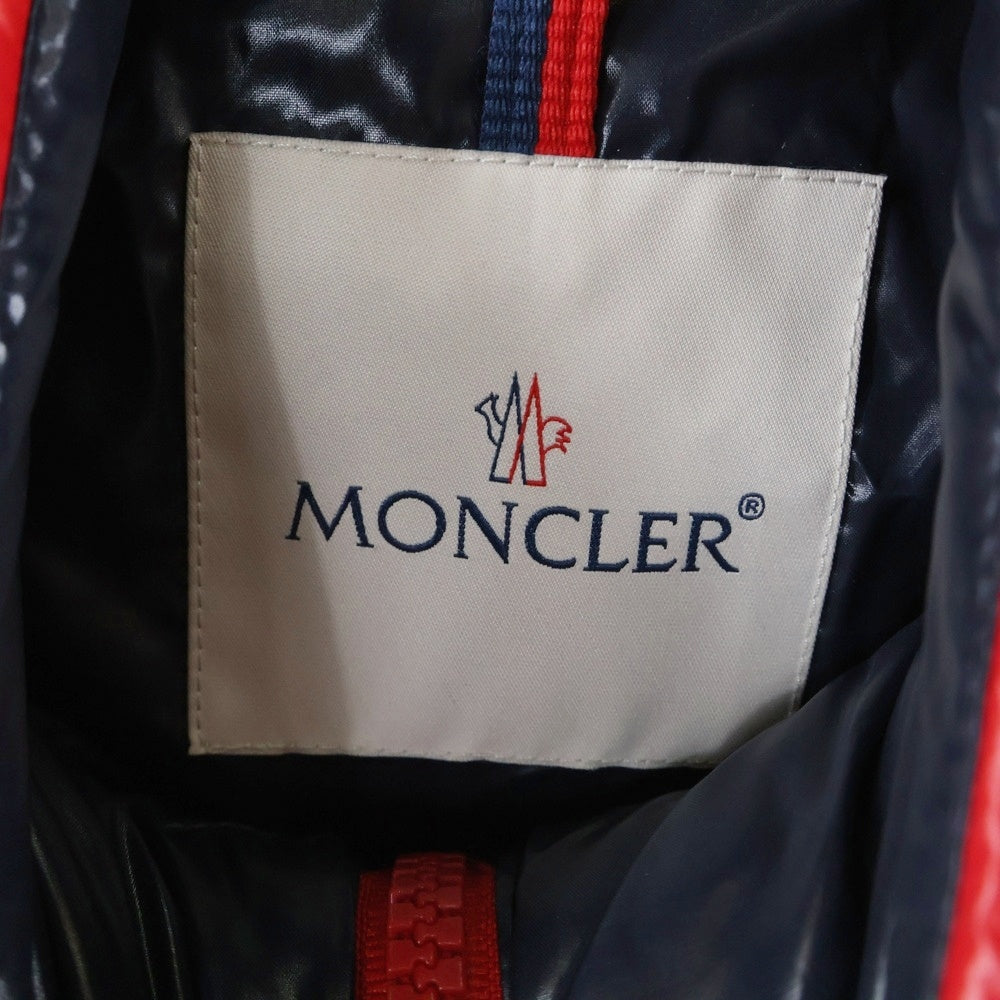 MONCLER(モンクレール) 19AW GARY GIUBBOTTO ゲイリー ダウンジャケット フレンチロゴワッペンナイロンダウンフーデットジャケット ダウンパーカー レッド/ネイビー E20914190785 68950