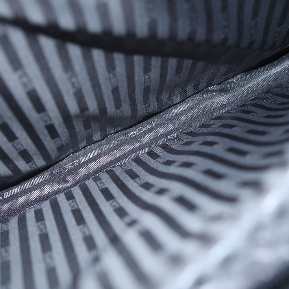 TUMI(トゥミ) ロゴプレート付き オールレザー エクスペンダブル ビジネスバッグ ブラック 96061D4