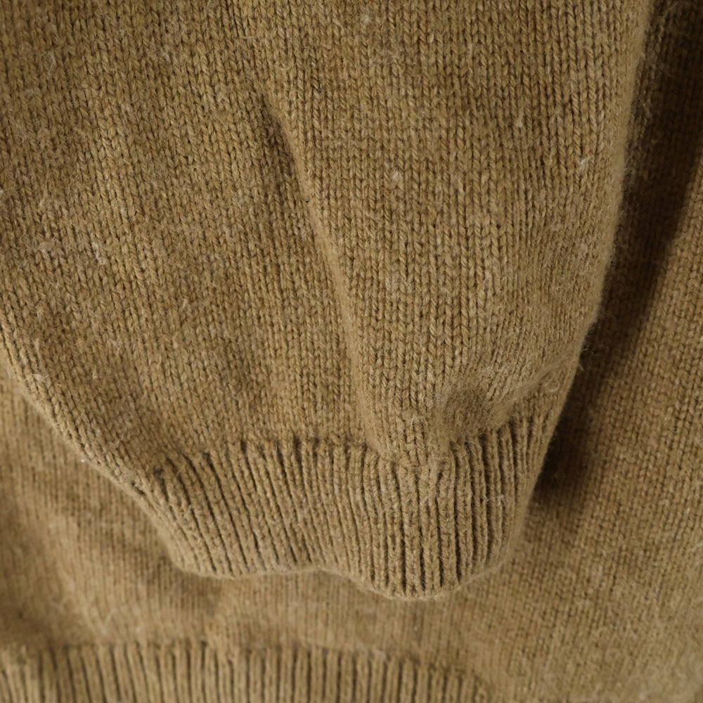 HUMAN MADE(ヒューマンメイド) HEART L/S フロントハートロゴ クルーネックニットセーター HM28CS018 ベージュ