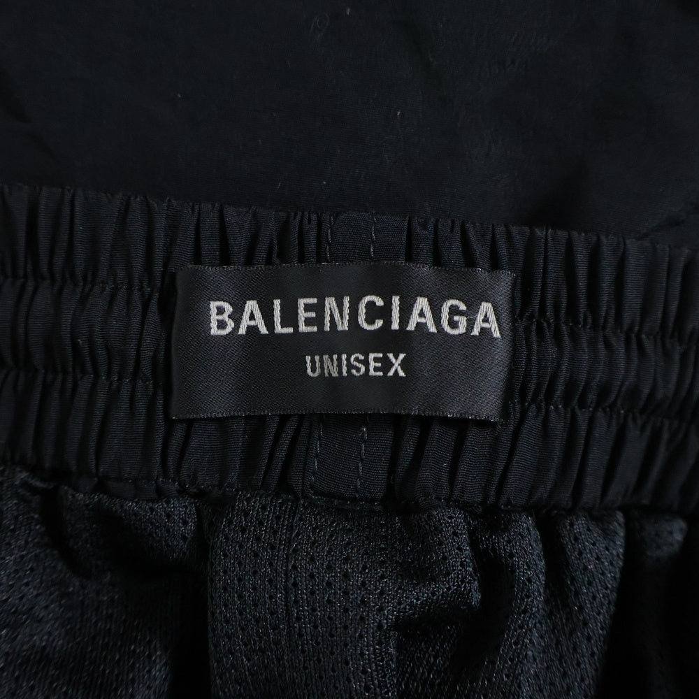 BALENCIAGA(バレンシアガ) 23SS ロゴ刺繍 ナイロンショートパンツ 704717 TK048 ブラック