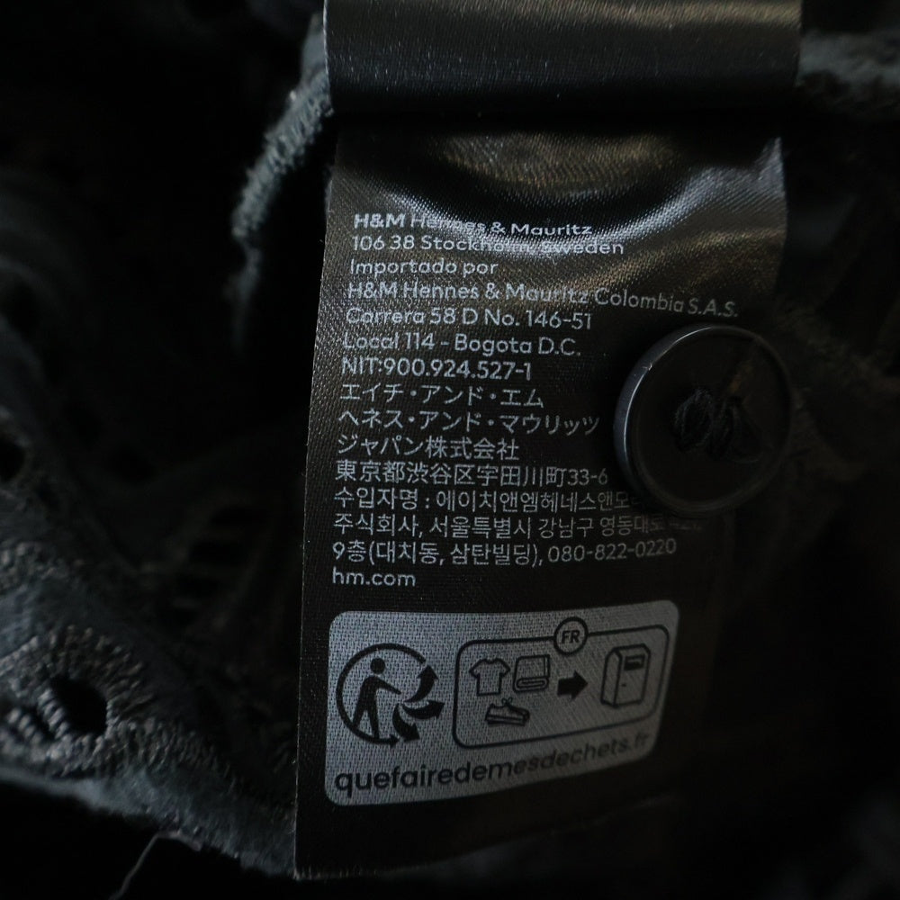 H&M(エイチアンドエム) フローラル装飾 フェイクレザー シャツジャケット ブラック レディース