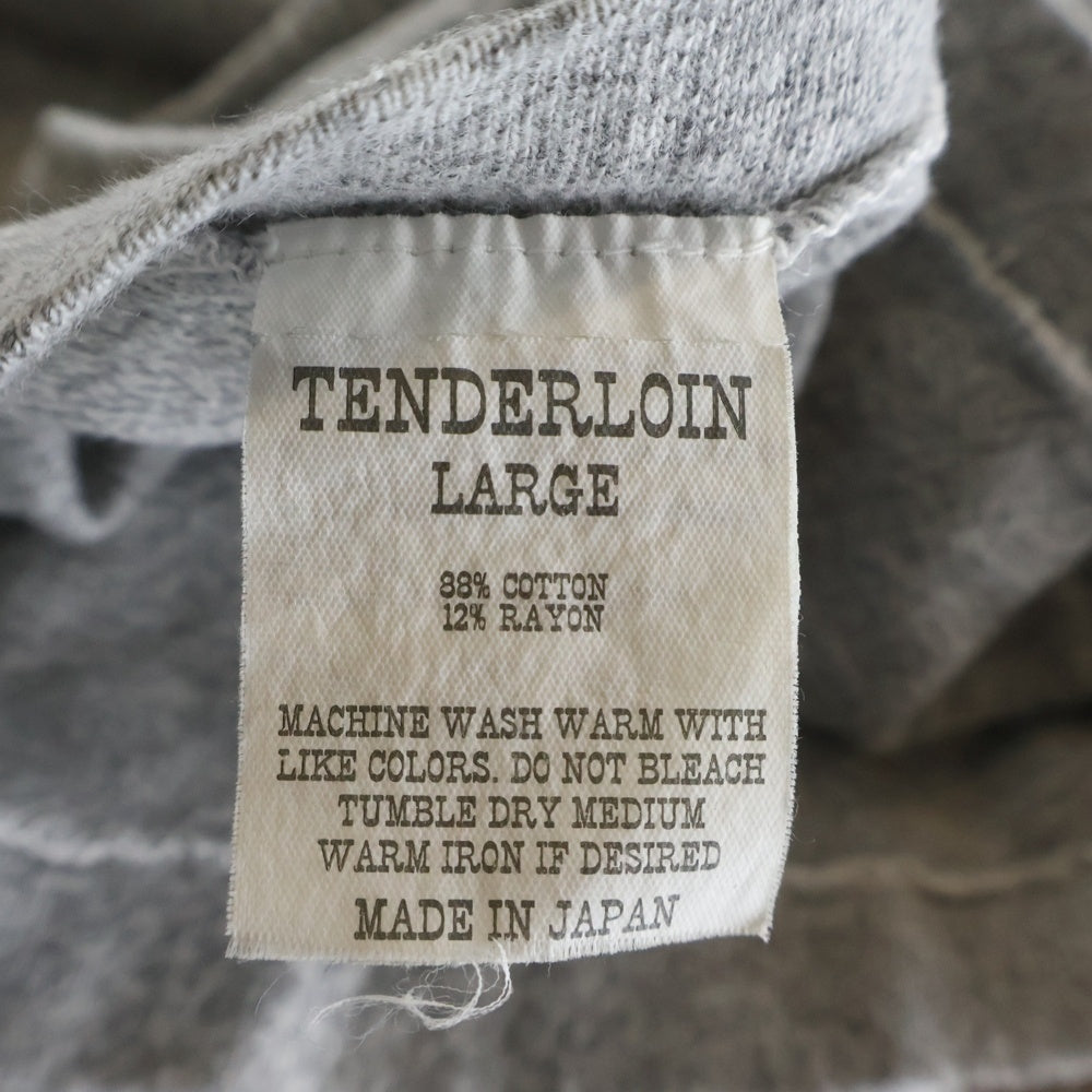 TENDERLOIN(テンダーロイン) 霜降り 染みこみ カレッジブランドロゴ 半袖Tシャツ グレー