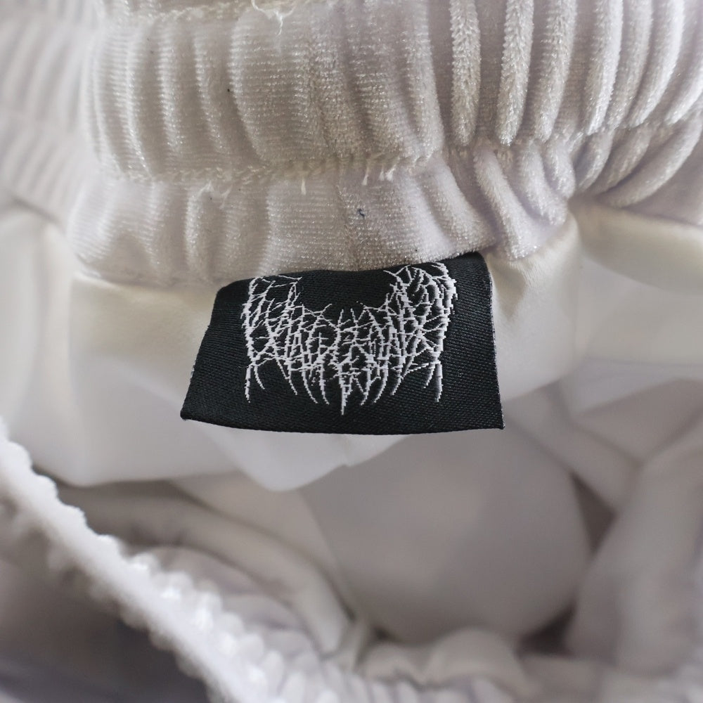 NO BRAND(ノーブランド) YXNGBRATZ ロゴ刺繍 ベロア トラックパンツ ホワイト
