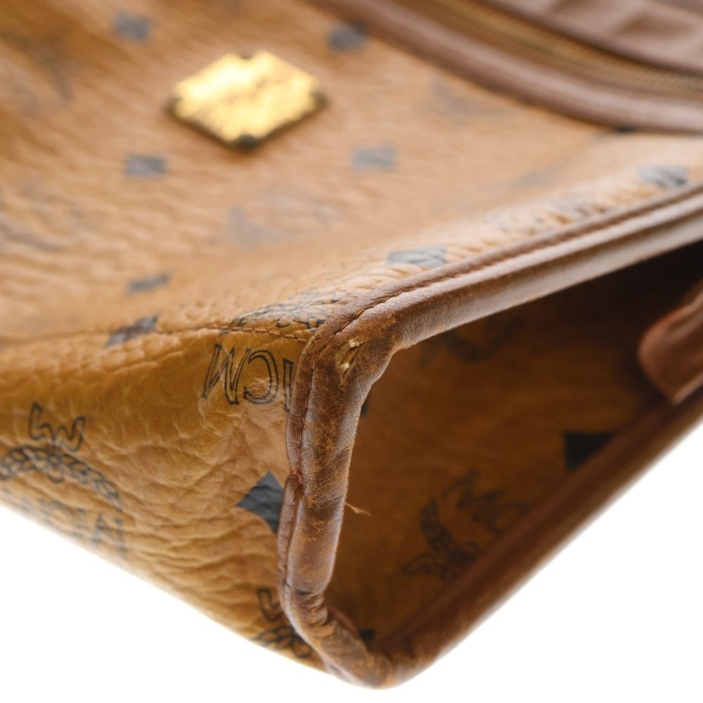 MCM(エム シー エム) ロゴグラム セカンド クラッチバッグ キャメル