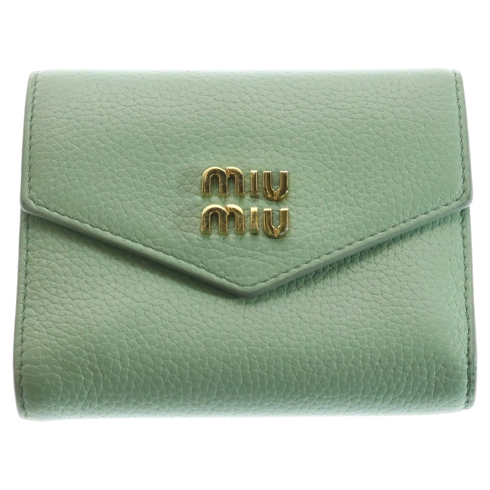 miumiu(ミュウミュウ) ヴィッテロダイノ レザーフラップ付 折り財布 メタルロゴ 5MH043_2DT7_F0229 アクアマリン レディース