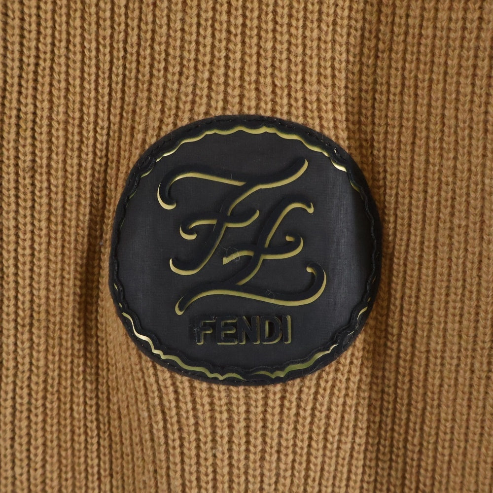 FENDI(フェンディ) 2トンカラー ジップアップ フロントアップリケロゴ ニットセーター ブラウン/ブラック