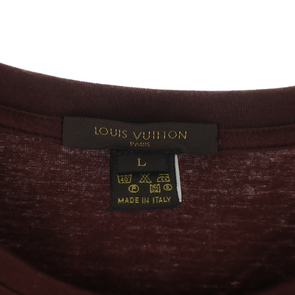 LOUIS VUITTON(ルイヴィトン) ロゴピスネーム クルーネックTシャツ ボルドー