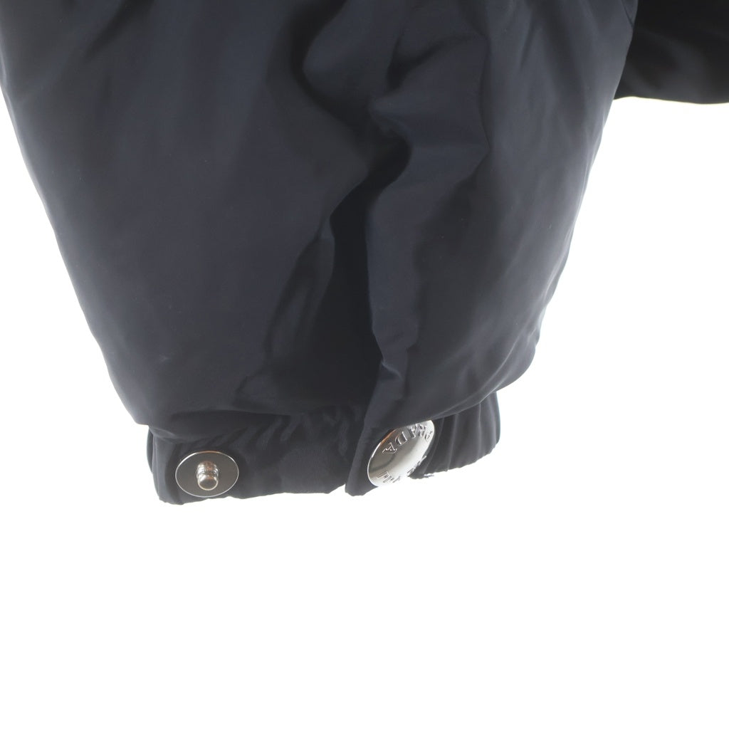 PRADA(プラダ) Re-NYLON トライアングルロゴ 三角プレート ナイロン SGB112 ダウンジャケット ブラック