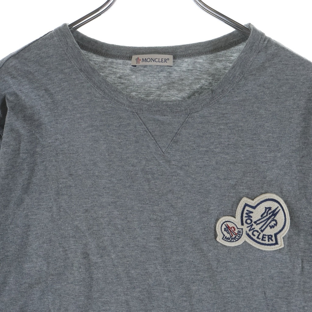 MONCLER(モンクレール) MAGLIA T-SHIRT ロゴワッペン クルーネック半袖Tシャツ グレー E20918032500