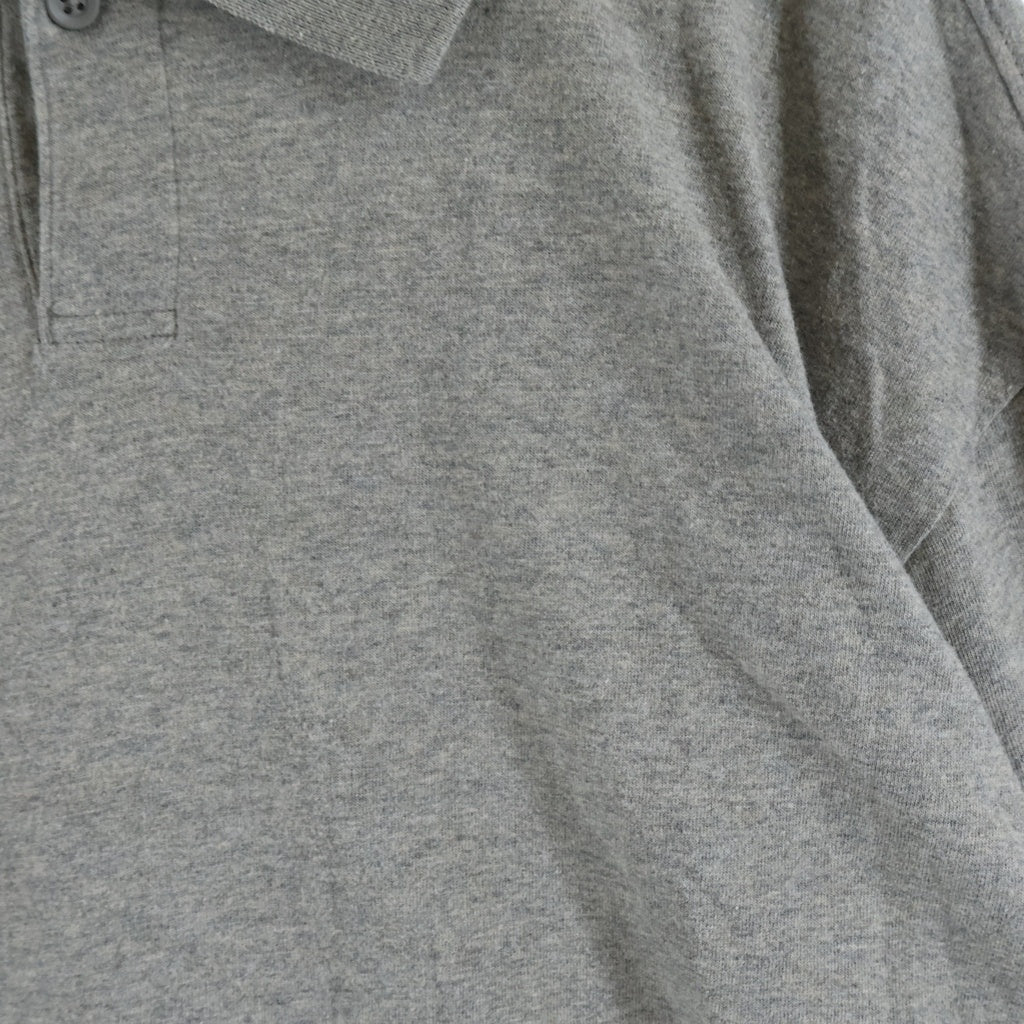 FEAR OF GOD ESSENTIALS(フィアオブゴッド エッセンシャルズ) ラバーロゴ ビックサイズ ポロシャツ グレー