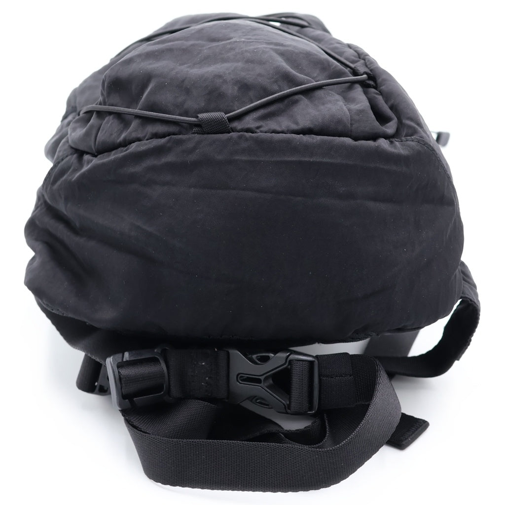 C.P. Company(シーピーカンパニー) Nylon B Lens Crossbody Rucksack クロスボディバッグ RCCMAC735A005269G ブラック