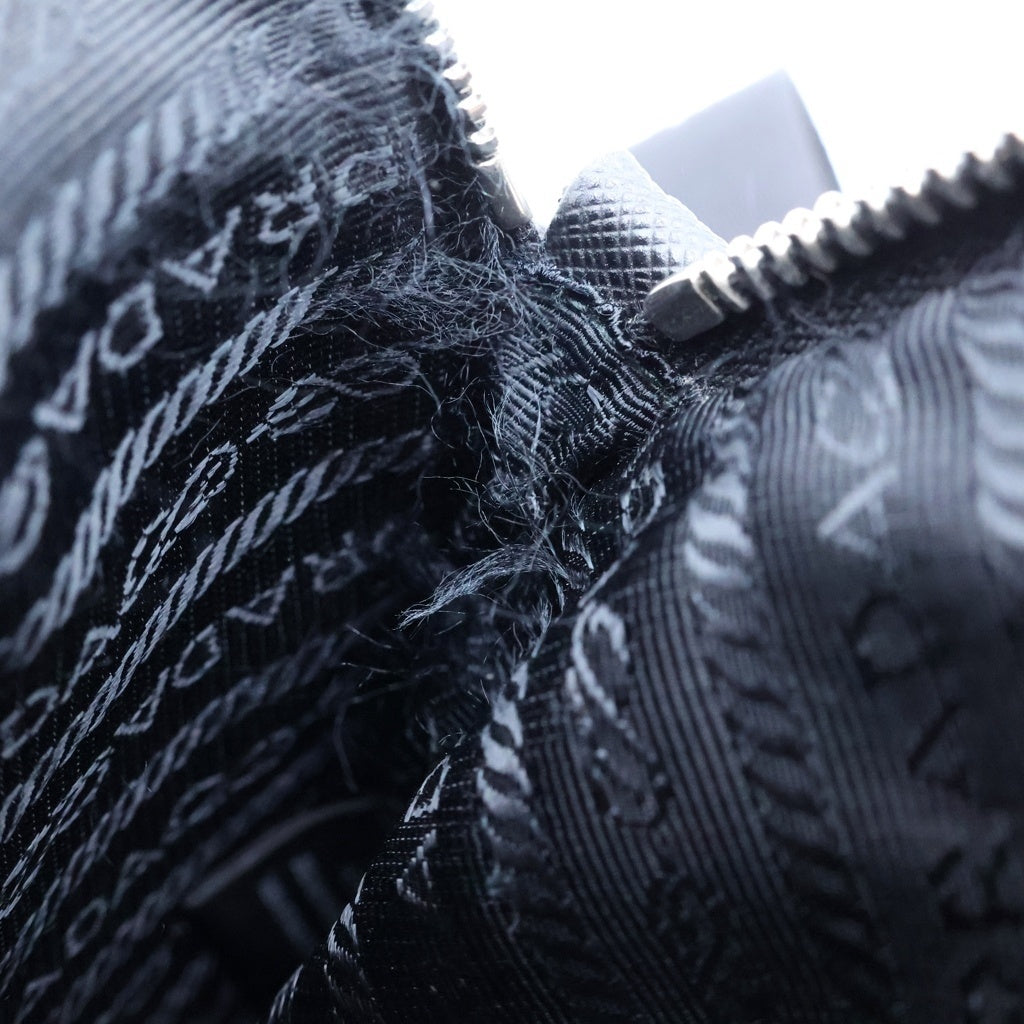 PRADA(プラダ) Re-Nylon リナイロン スマートフォンケース 2ZT024 ブラック レディース
