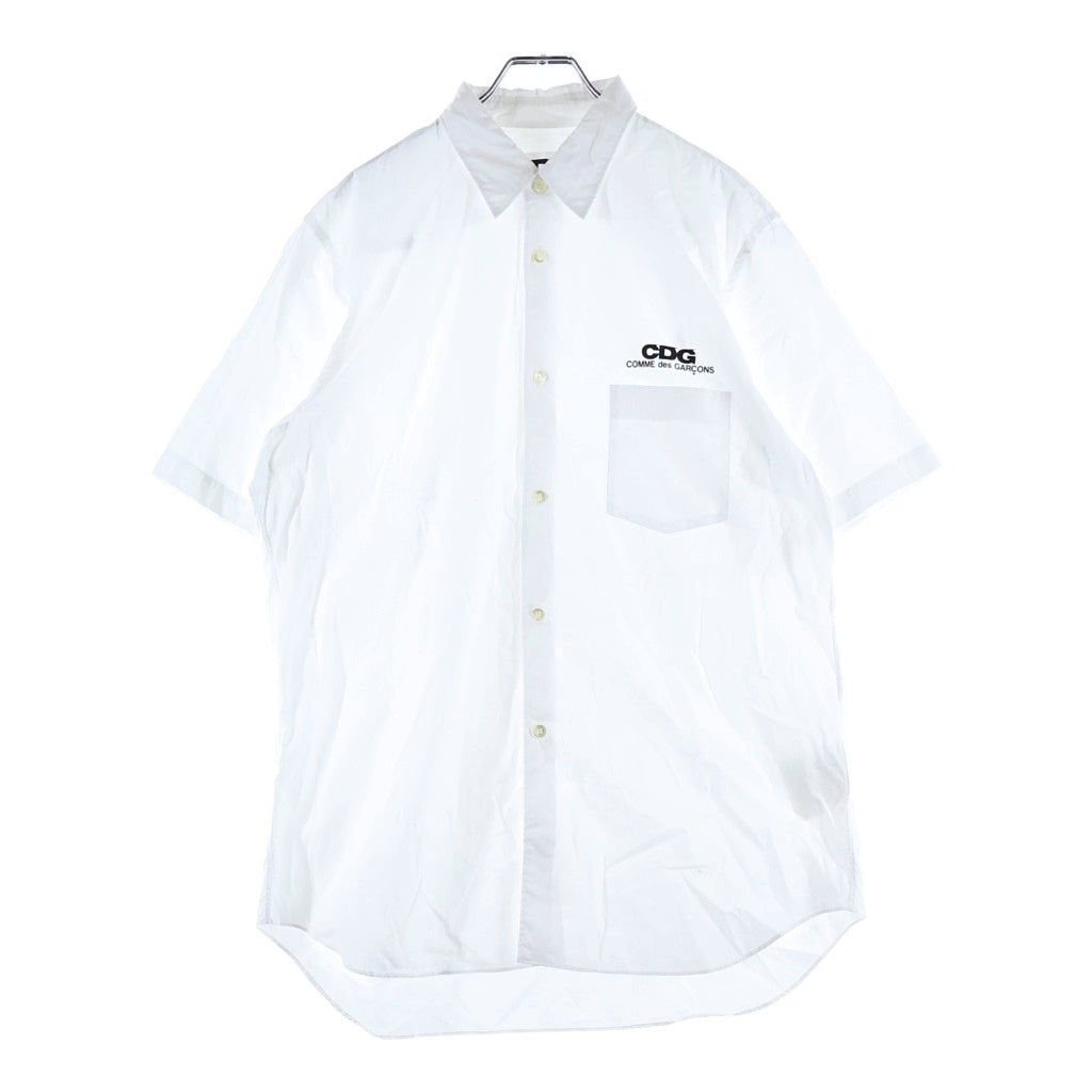 CDG(シーディージー) CLASSIC SHIRT WITH SHORT SLEEVES ロゴプリント クラシック 半袖シャツ ホワイト SZ-B016