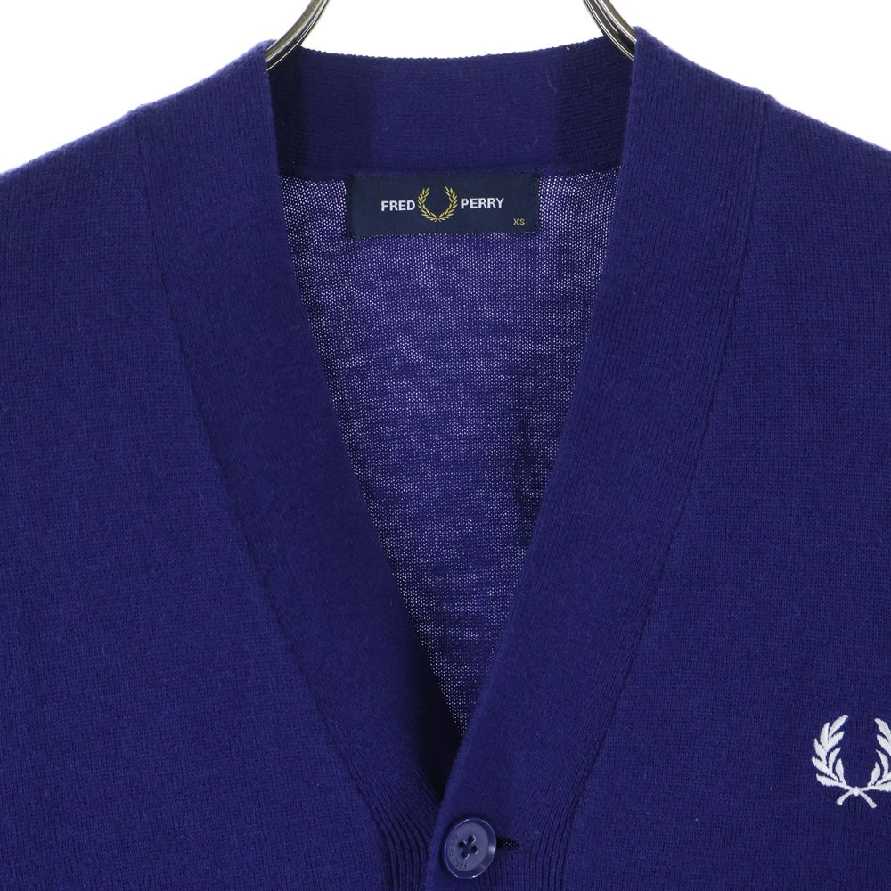 FRED PERRY(フレッドペリー) アームボーダー ロゴ刺繍 ウール混 長袖ニットカーディガン ネイビー