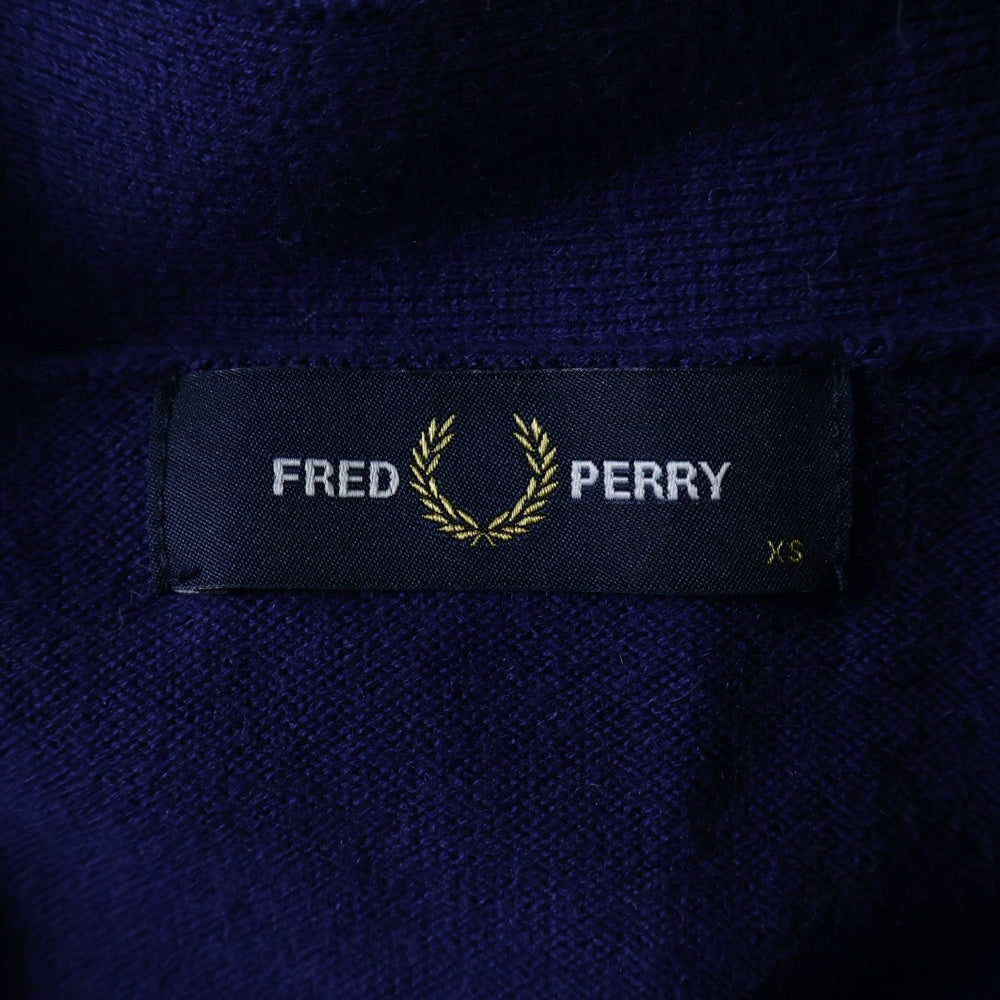 FRED PERRY(フレッドペリー) アームボーダー ロゴ刺繍 ウール混 長袖ニットカーディガン ネイビー