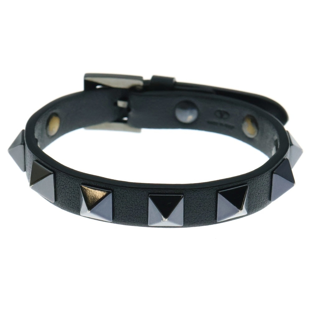 VALENTINO(ヴァレンティノ) ロックスタッズ レザーブレスレット ブラック