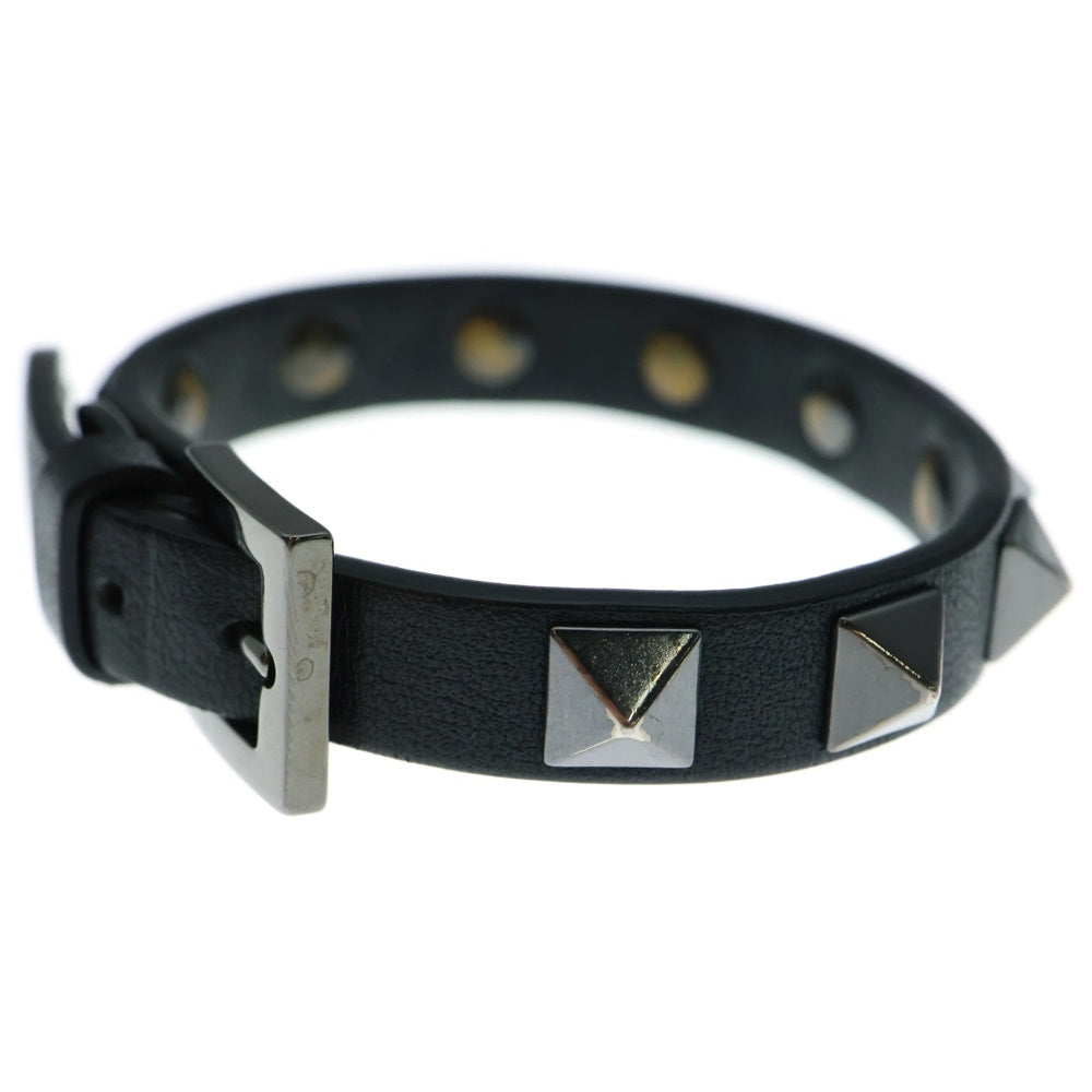 VALENTINO(ヴァレンティノ) ロックスタッズ レザーブレスレット ブラック
