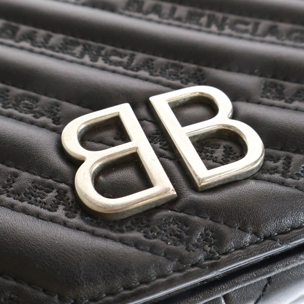 BALENCIAGA(バレンシアガ) BBロゴ エンボス チェーンショルダーバッグ ブラック 516920