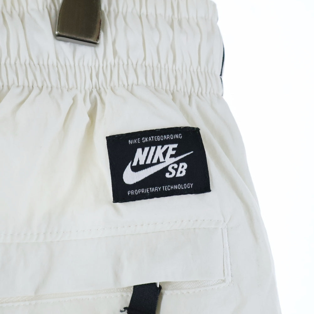 NIKE SB(ナイキエスビー) SWOOSH TRACK PANTS サイドライン ナイロン トラックパンツ ホワイト AJ9774-100