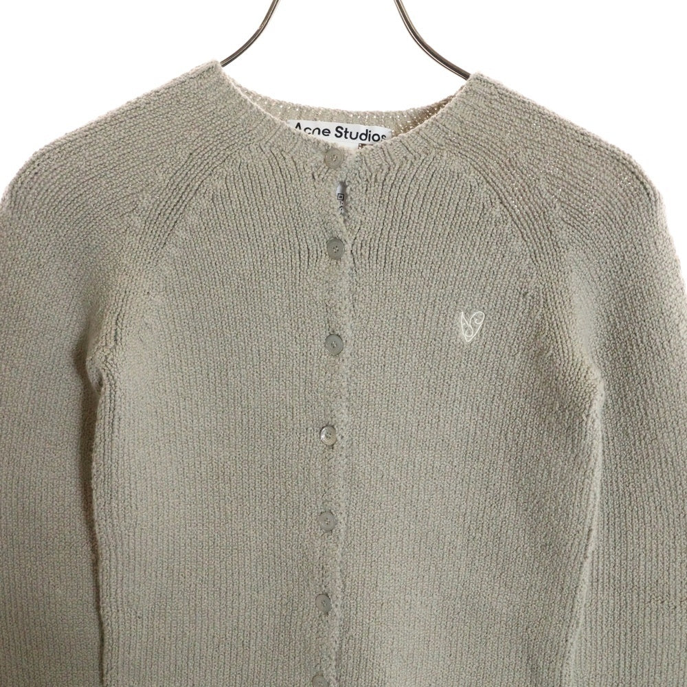 Acne Studios(アクネ ストゥディオズ) フロント刺繍入り ボタンアップ カーディガン FN-WN-KNIT000858 グレー