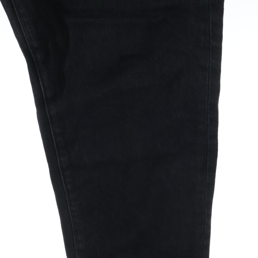 KITH(キス) 24SS CENTRE STRAIGHT DENIM JEANS レザーパッチ付き ジップフライ ストレートデニムパンツ ブラック 24-030-060-0011-7-0