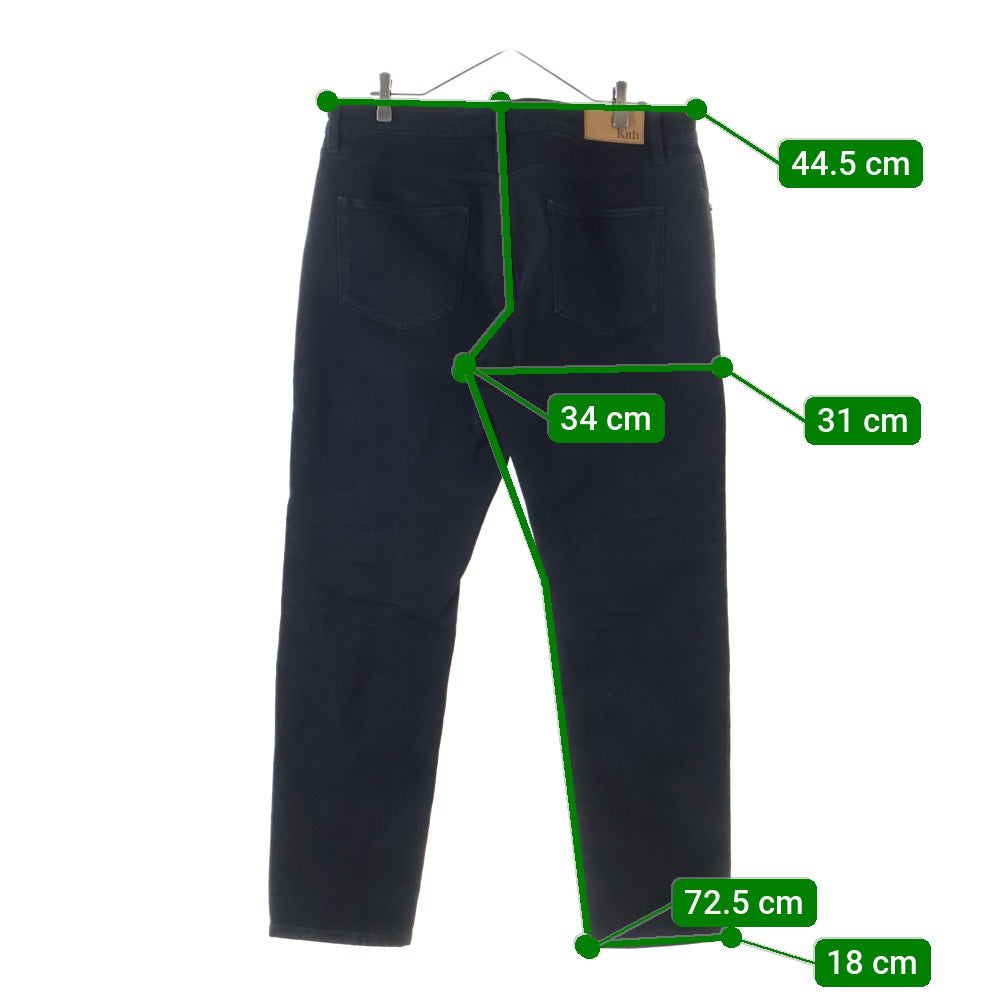 KITH(キス) 24SS CENTRE STRAIGHT DENIM JEANS レザーパッチ付き ジップフライ ストレートデニムパンツ ブラック 24-030-060-0011-7-0