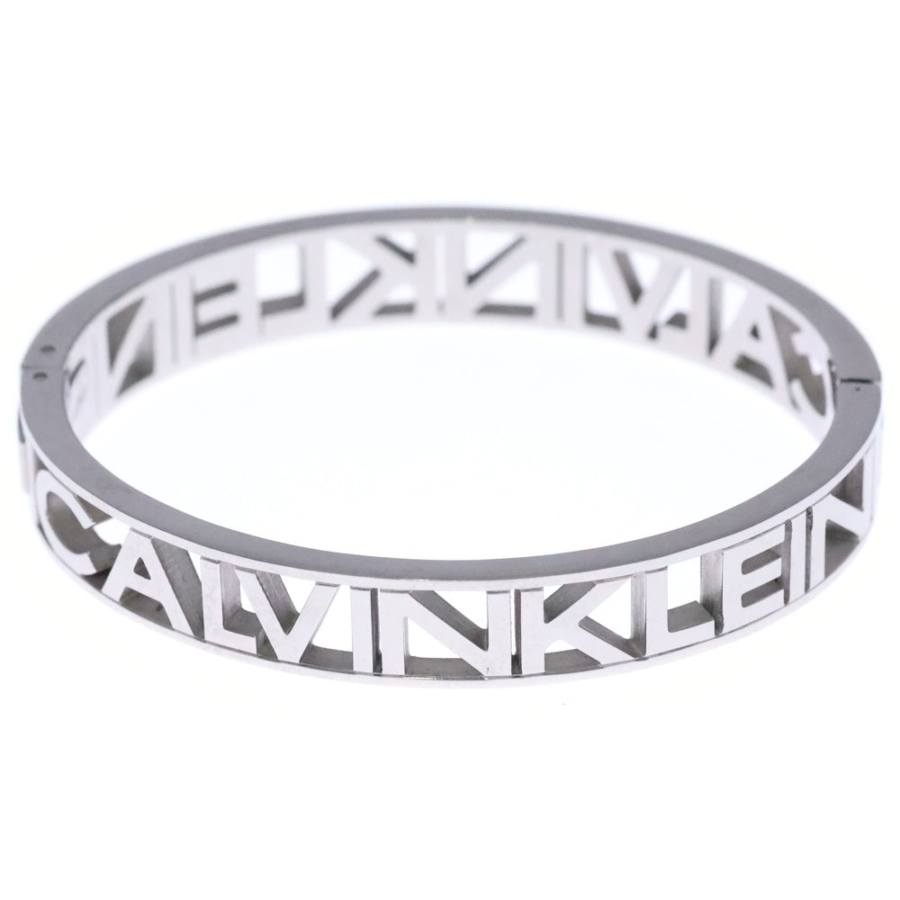 Calvin Klein(カルバンクライン) ロゴ オープンバングル ブレスレット シルバー