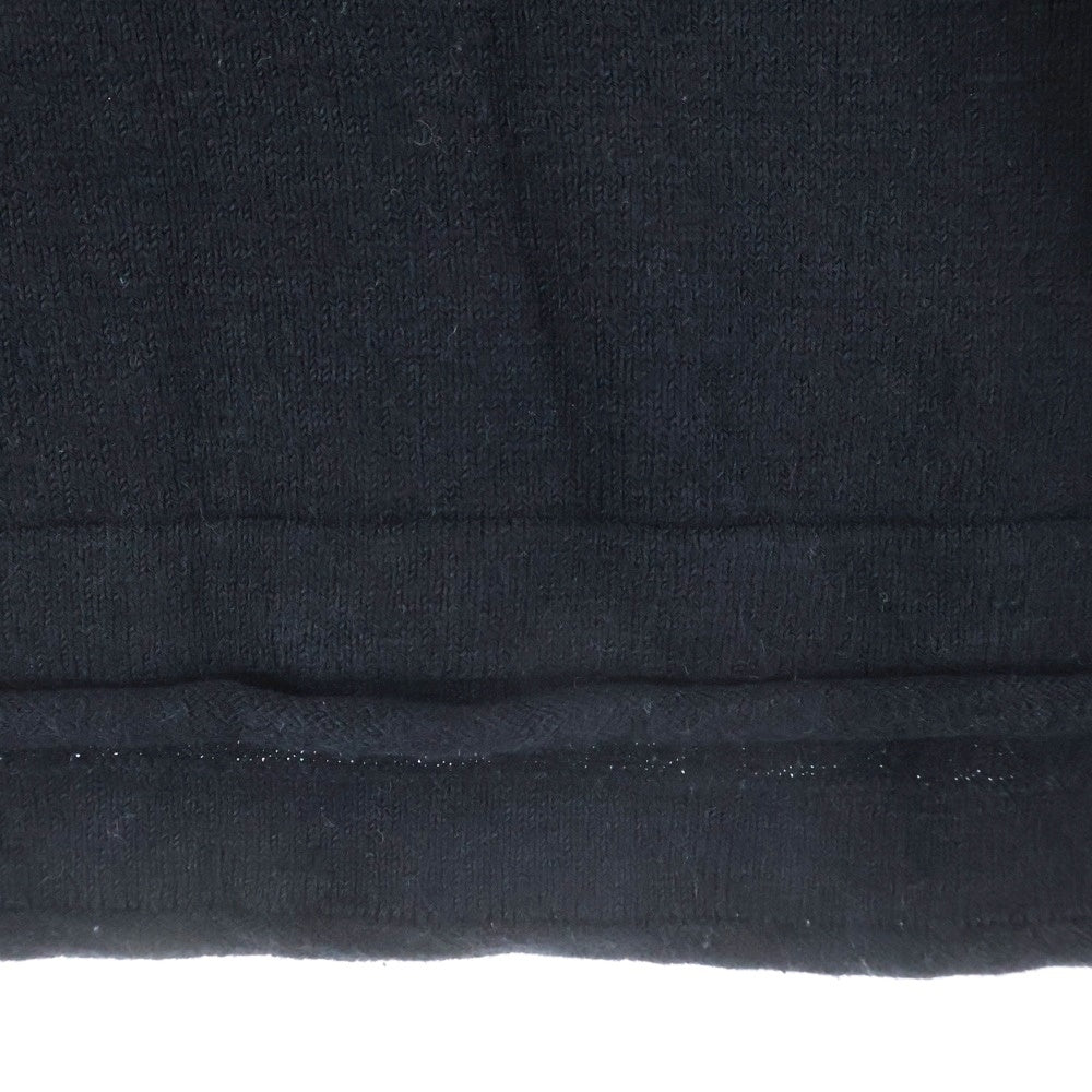 STONE ISLAND(ストーンアイランド) ロゴワッペン付き クルーネック 長袖Tシャツ ブラック 1015502B0