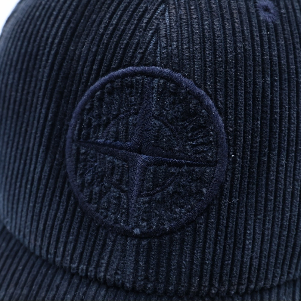STONE ISLAND(ストーンアイランド) 24AW コーデュロイ ベースボールキャップ ブラック 811599662