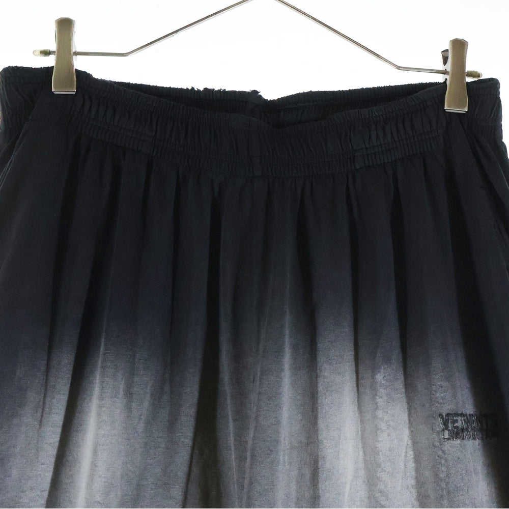 VETEMENTS(ヴェトモン) Double Jersey Sweatpantsウォッシュド ダメージ 加工 オーバーサイズ ロング ワイド トラック パンツ ブラック UE63SP110B