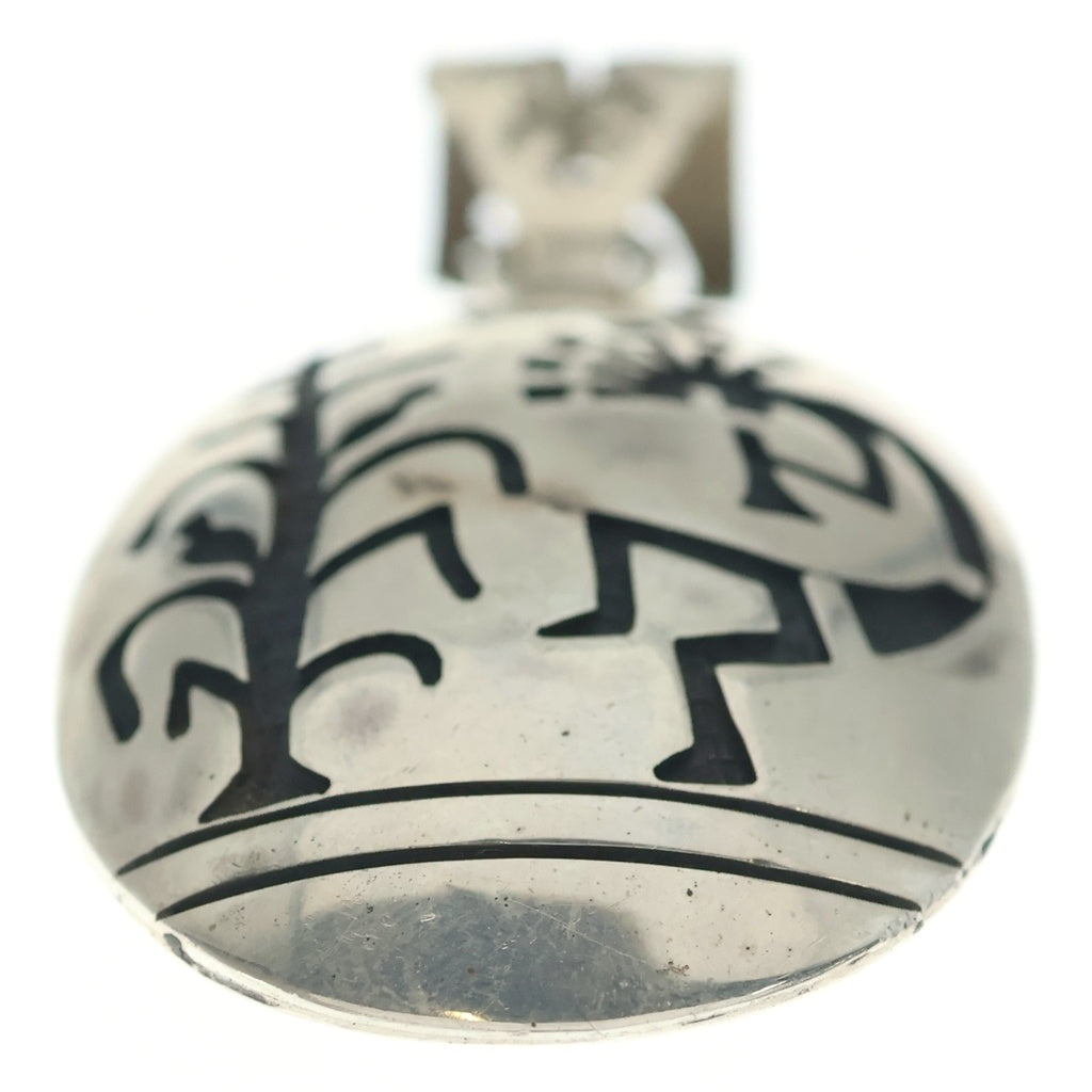 INDIAN JEWELRY(インディアンジュエリー) HOPI ホピ族 ココペリモチーフ オーバーレイ ペンダントトップ シルバー