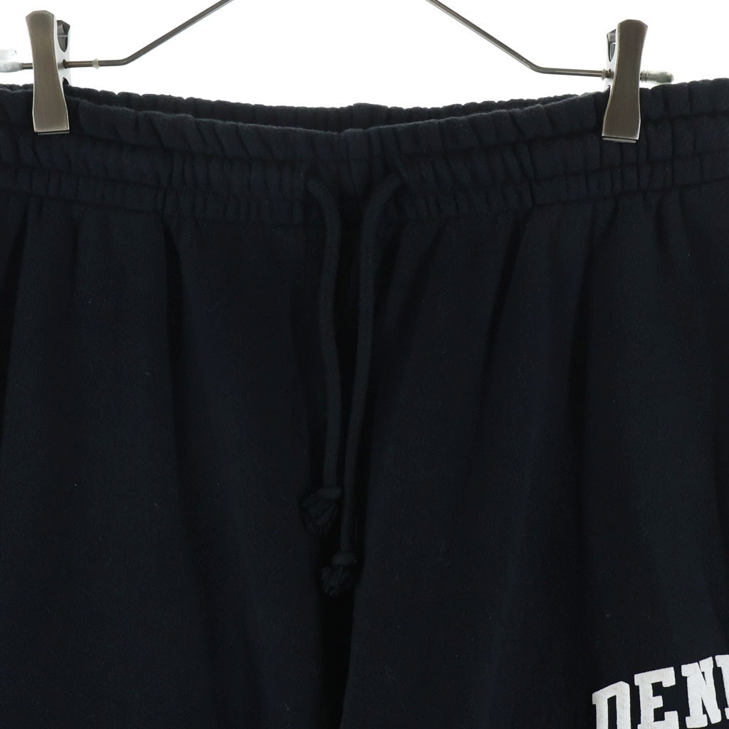 DENIM TEARS(デニムティアーズ) UNIVERSITY SWEATPANTS フラワーロゴ スウェットパンツ コットン ブラック