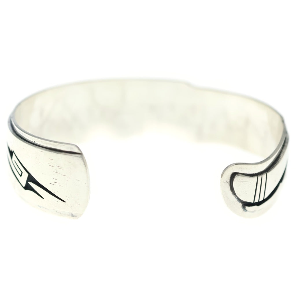 INDIAN JEWELRY(インディアンジュエリー) Hopi Berra Tawahongva ホピ族 コヨーテ バングル シルバー